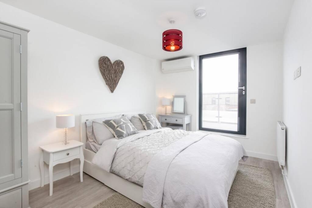 2 Bedroom Penthouse - Large Balcony - Minster View York Bagian luar foto